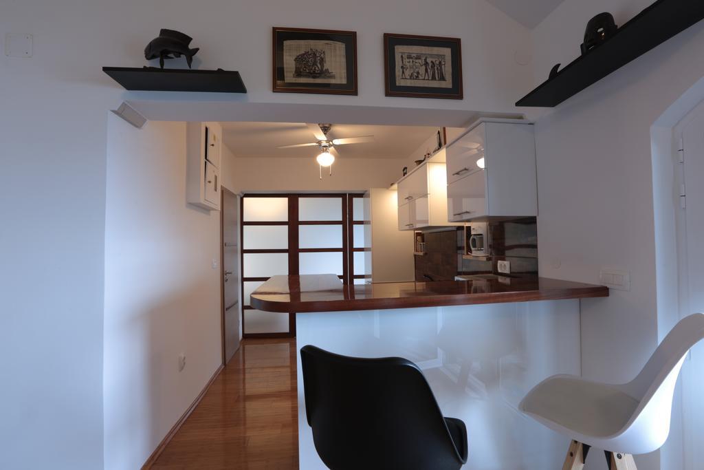 Cottage Holiday Home Omiš Buitenkant foto